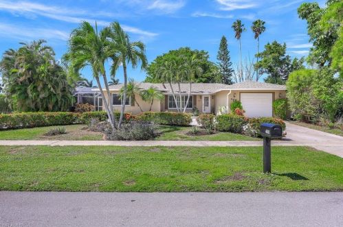 468 Echo Cir, Marco Island, FL 34145-3610