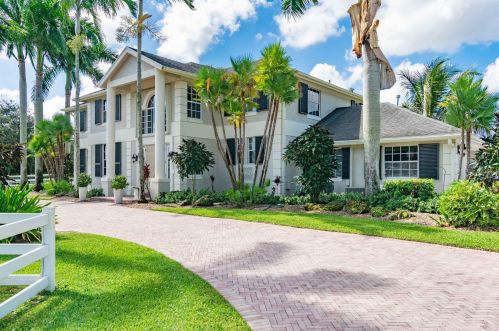 14950 Roan Ct, West Palm Beach, FL 33414-1015