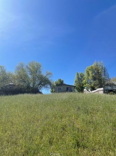 4440 Valley Ln, Lake Nacimiento CA  93446-4103 exterior