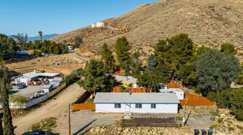 28185 Lindell Rd, Lake Elsinore CA  92532-7348 exterior