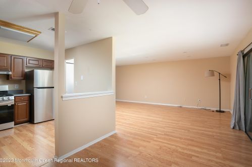 26 Wyndham Pl, Trenton NJ  08691-3121 exterior