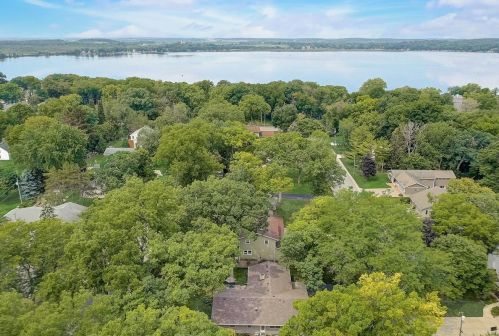 144 Phillips Ln, Lake Mills WI  53551-1511 exterior