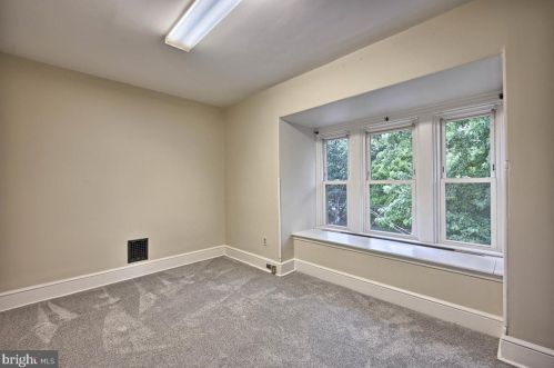 415 College Ave, Lancaster PA  17603-3319 exterior