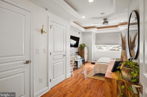 428 Mercy St, Philadelphia PA  19148-2507 exterior