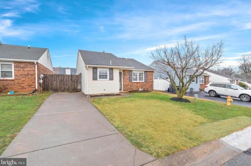 207 Deep Creek Ter, Bear, DE 19701-1067