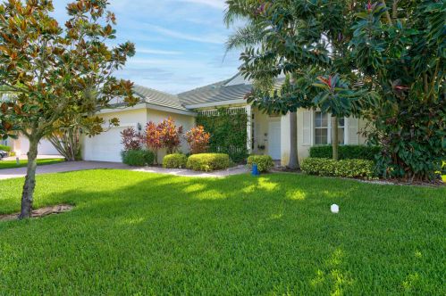 218 Pleasant Grove Way, Fort Pierce, FL 34986-3584