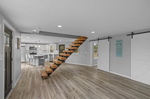 193 Pinehaven Rd, Coventry RI 02816-8934 exterior