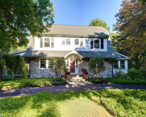111 Valley Rd, Paoli, PA 19301-1425