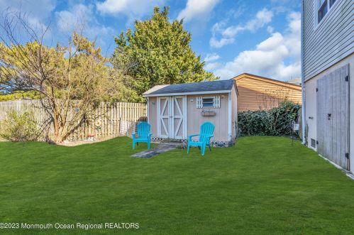 316 Sunset Dr, Pelican Island NJ  08751-2225 exterior