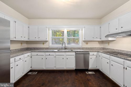 8284 Eden Dr, Owens VA  22485-4127 exterior