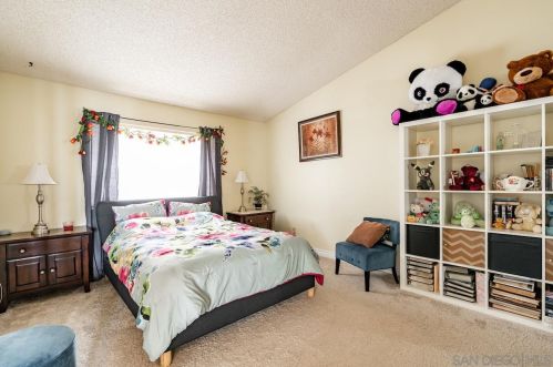 2586 Manzana Way, San Diego CA  92139-1438 exterior
