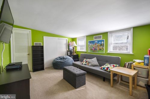 388 Bishop Hollow Rd, Newtown Square PA  19073-3901 exterior
