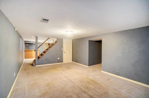 153 Woodside Dr, Pataskala OH  43062-7809 exterior