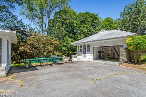 304 Jacksonville Rd, Lincoln Park NJ  07035-1515 exterior