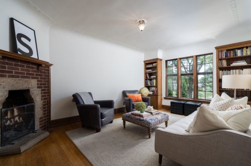 6578 Washington Cir, Milwaukee WI 53213-2460 exterior