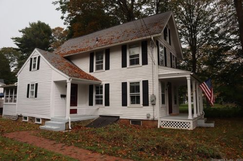 72 Lyme St, Lyme, CT 06371-2363