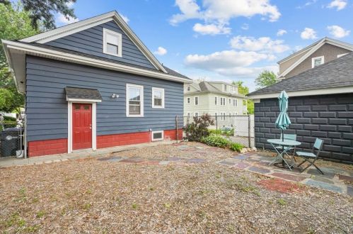 290 River Ave, Providence RI  02908-4217 exterior