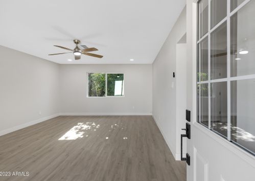 6844 8th Ave, Phoenix AZ  85013-1004 exterior