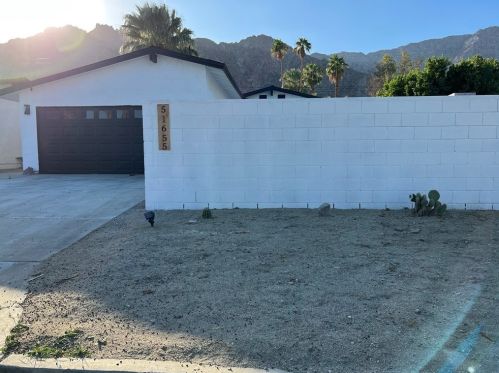 51655 Avenida Diaz, La Quinta CA  92253-3122 exterior