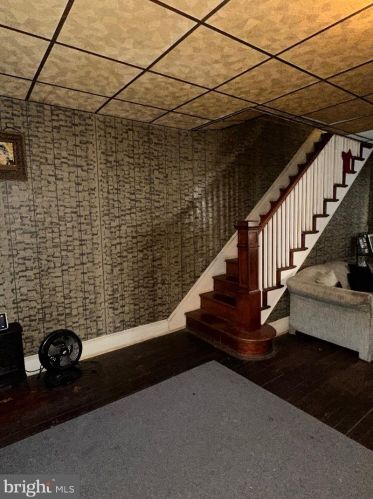 519 Delamore Pl, Wilmington DE  19805-3120 exterior