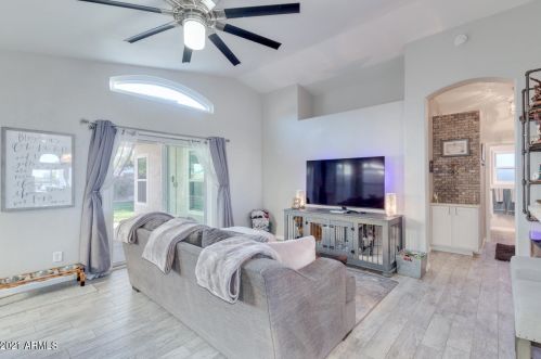 267 Washington Ave, Gilbert, AZ 85233-5428