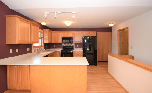 630 Annecy Park Cir, Waterford WI  53185-4262 exterior