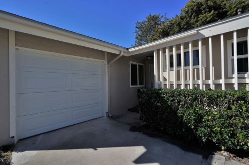 5824 Ferber St, San Diego, CA 92122-3838