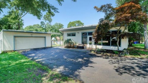 2224 Woodland Ave, South Plainfield, NJ 07080-5440
