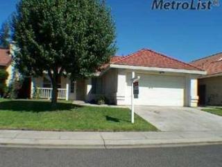 3931 Clydesdale Ln, Riverbank, CA 95367-3133