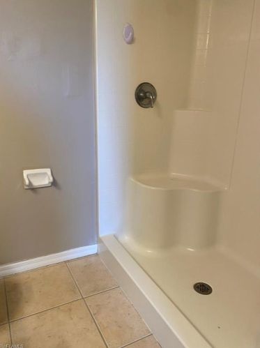 4814 29th St, Lehigh Acres, FL 33973-6664