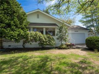 3428 Olympus Dr, Bremerton, WA 98310-4704