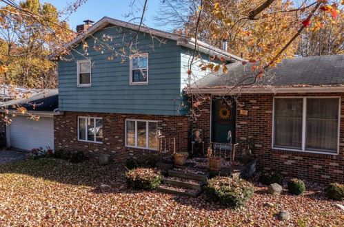 3178 Madeline St, Hermitage, PA 16150-8570