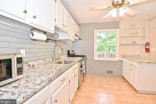 7 Pigeon Pl, Berkeley Township NJ  08721-1915 exterior