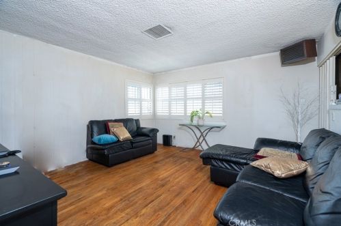 13601 Spinning Ave, Gardena, CA 90249-2360