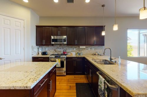 382 Prospect Park, Beaumont CA  92223-3404 exterior