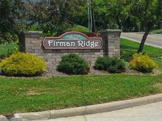1018 Firman Dr, Sugarcreek, OH 44681-9004
