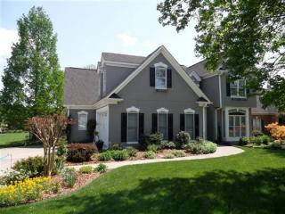 1006 Glen Day Dr, Clemmons, NC 27012-9560