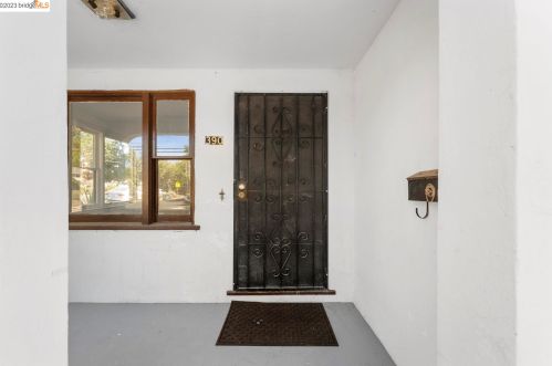 390 I St, Benicia, CA 94510-3426