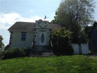 888 Warren Ave, Thornwood, NY 10594-1623