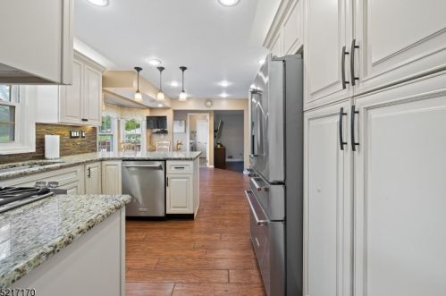 41 Dory Dilts Rd, Flemington NJ  08822-2805 exterior