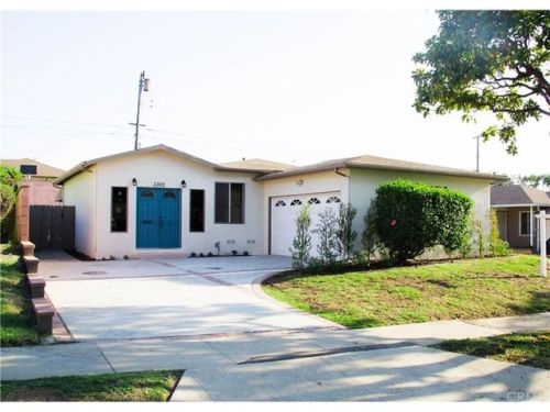 2102 Imperial Hwy, Hawthorne, CA 90250-1943