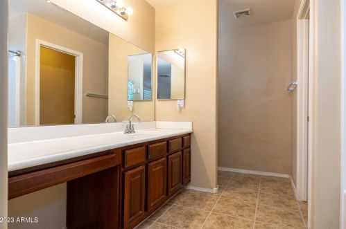 458 Settlers Trl, Casa Grande AZ  85122-8814 exterior