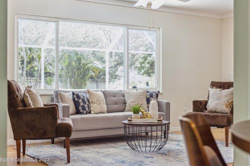 468 Tulip Dr, Sebastian FL  32958-5564 exterior