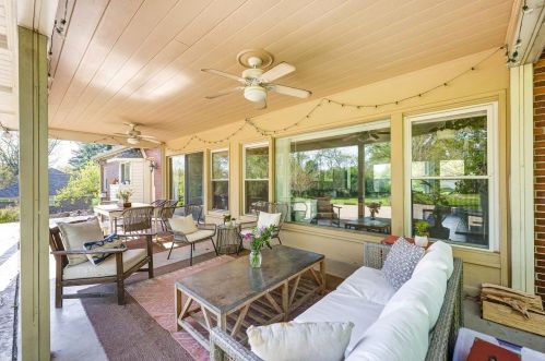 3260 Galbraith Rd, Cincinnati OH 45239-3903 exterior