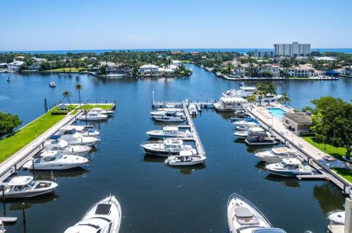 1035 Federal Hwy, Delray Beach FL  33483-5807 exterior