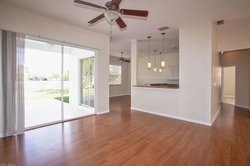 824 Grand Rpd Blvd, Naples FL 34120-4429 exterior