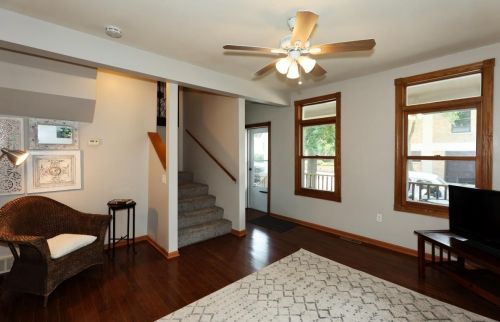 2008 Hilbert St, Milwaukee, WI 53207-1226