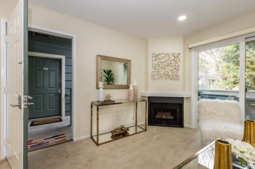 2713 Somerset Park Cir, San Jose CA  95132-2274 exterior