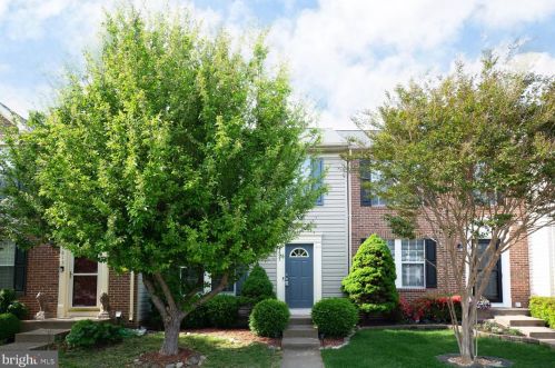 9613 Becker Ct, Fredericksburg, VA 22408-9541