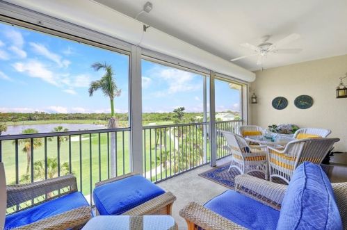 4120 Bayhead Dr, Bonita Springs, FL 34134-8693